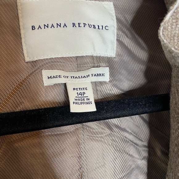 New! Banana Republic Wool Blend Tan Jacket! - Picture 4 of 7